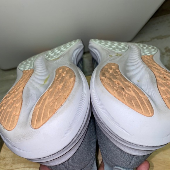 ASICS Gel Nimbus 26 Shoes Womens 8.5 US Gray PureGEL Running Walking 1012B601 - Picture 5 of 15